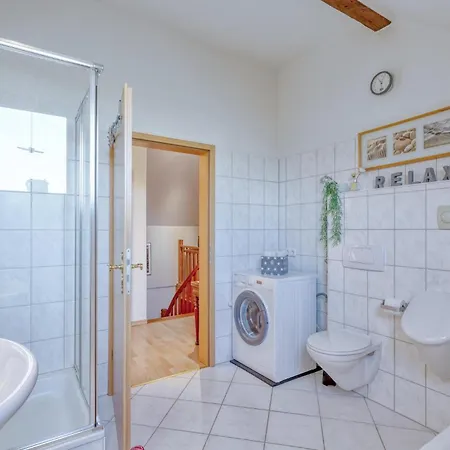 1 Bedroom Stunning Apartment In Nuebel Ot Brekling